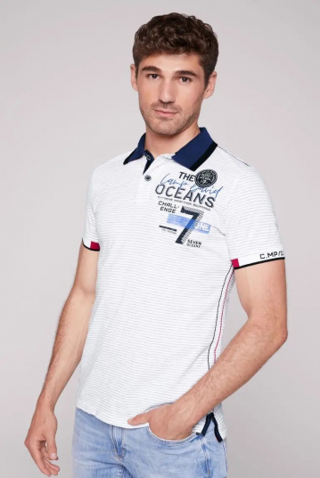 Maglia a righe con dettagli...